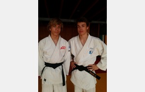 Keo et Quentin recoivent leur ceinture noire !