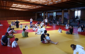 les babys judo invitent leurs parents sur le tatamis !