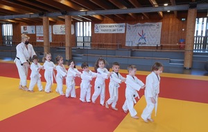 quelques photos des baby judo en action ...