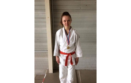 Alison Rabault remporte son 1er titre !!!!