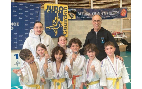 Cahors remporte le trophée Christophe deltour au tournoi de Gourdon !